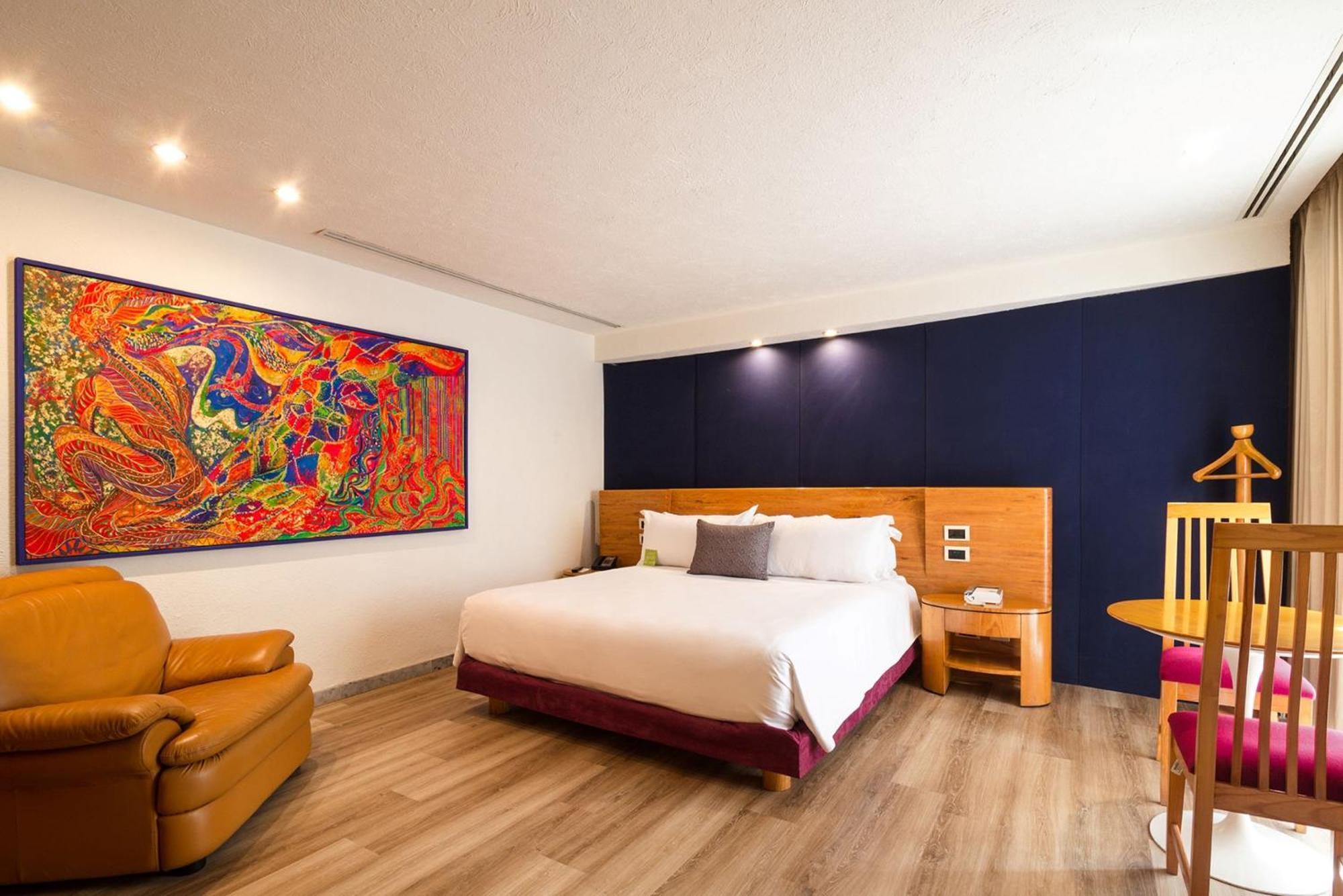 卡米诺雷亚尔瓜达拉哈拉酒店 萨波潘 外观 照片 A room at the hotel