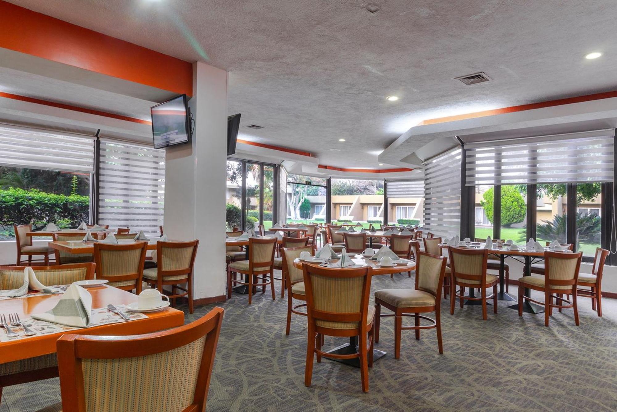 卡米诺雷亚尔瓜达拉哈拉酒店 萨波潘 外观 照片 Restaurant