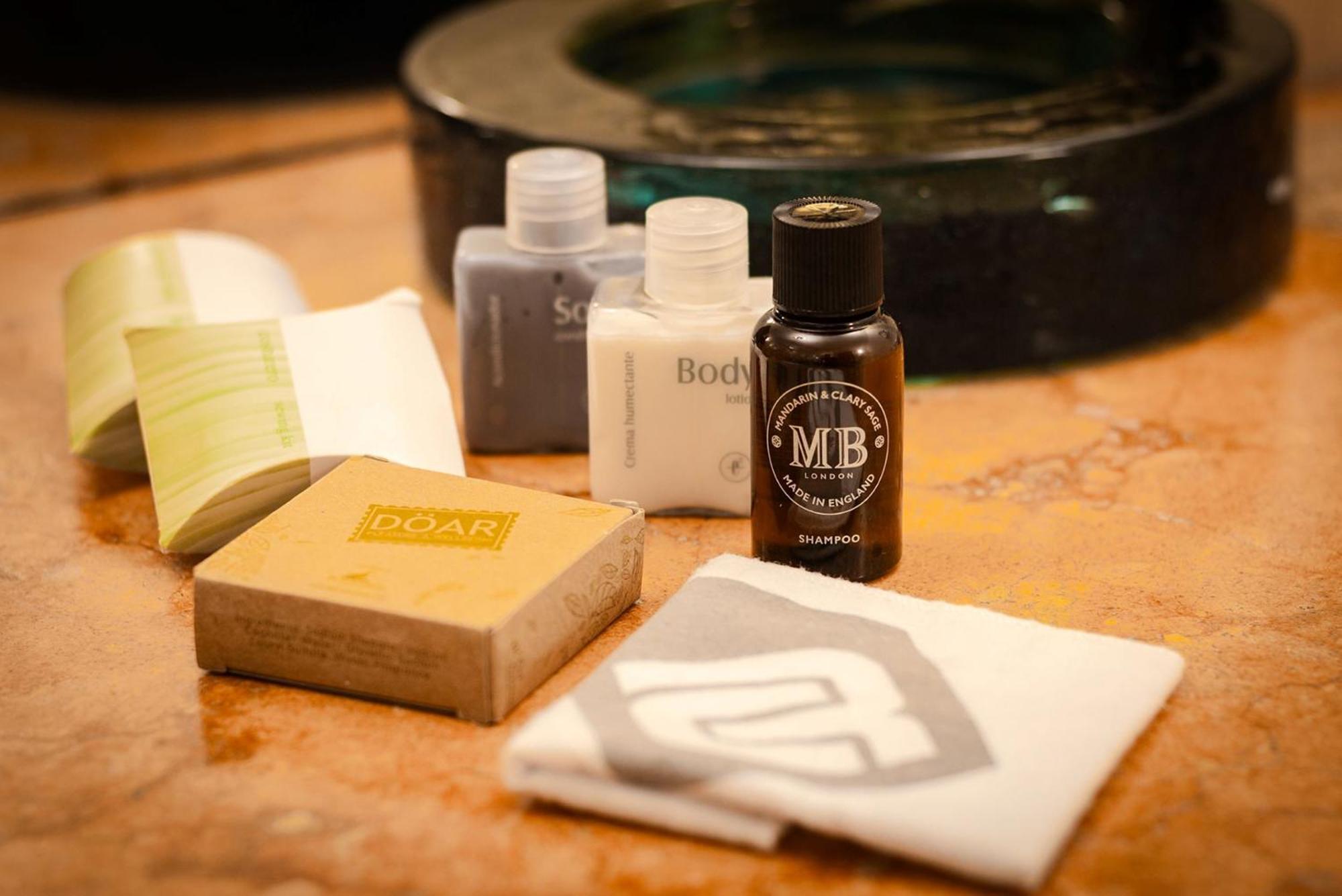 卡米诺雷亚尔瓜达拉哈拉酒店 萨波潘 外观 照片 MB Aromatics